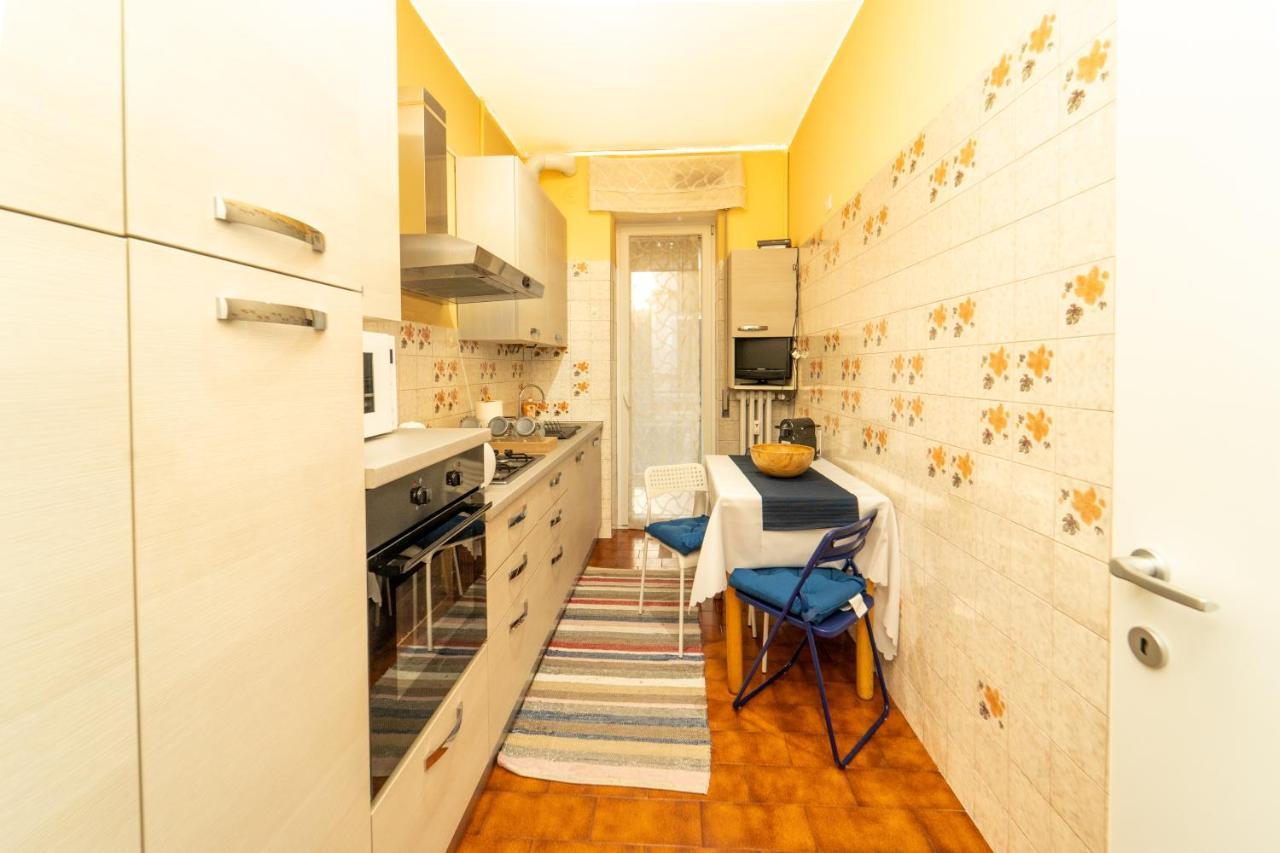 Trilocale Con Parcheggio Privato Appartement Milaan Buitenkant foto